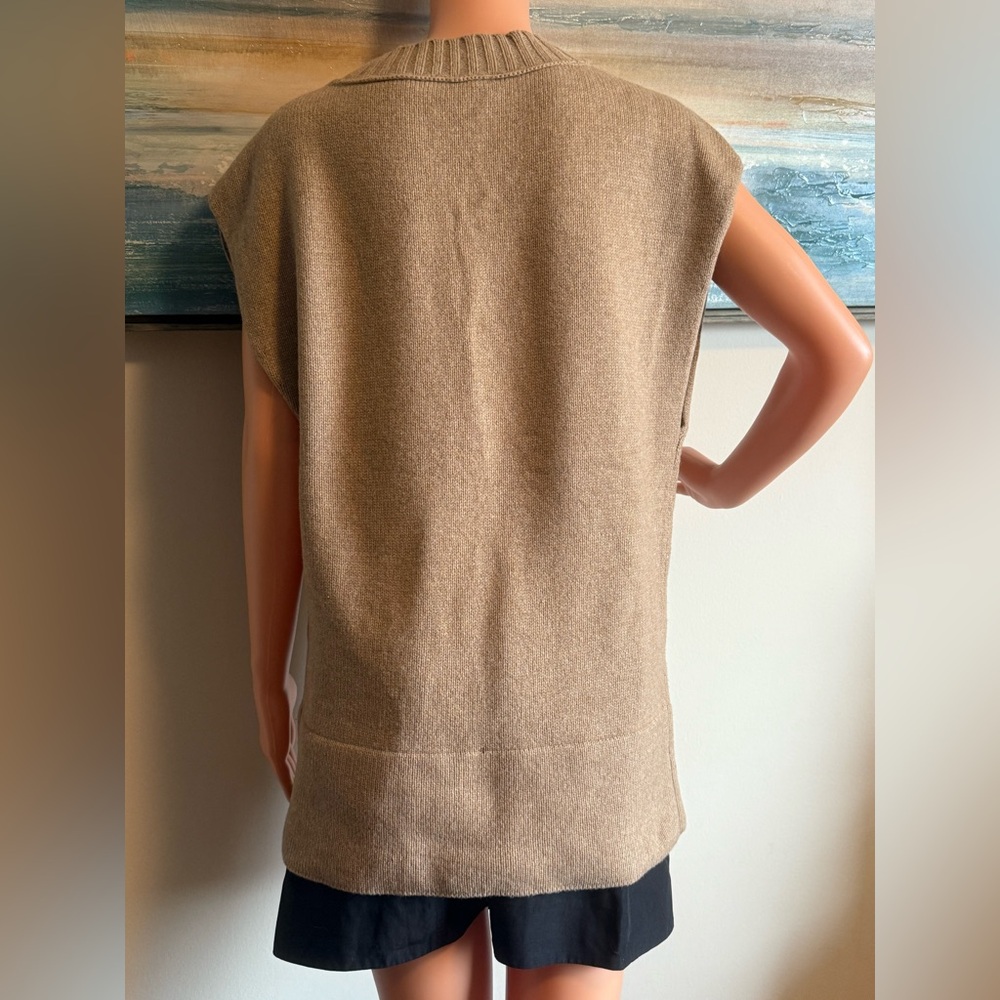 Loft Wool Vest - Picture 4 of 6